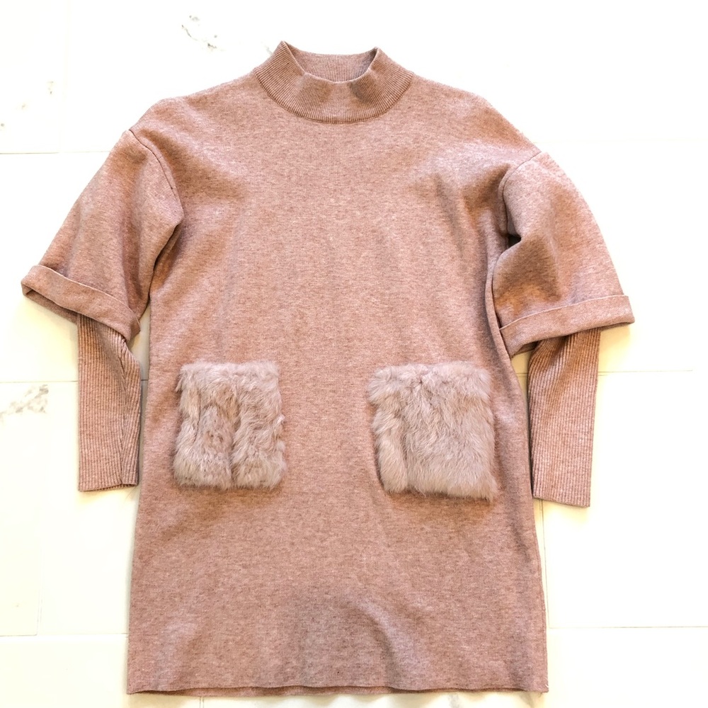 Sweater dress with real rabbit fur pockets